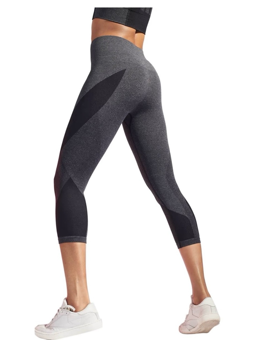 LNDR Launch Crop Legging